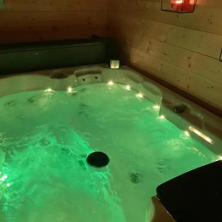 Houdarling Chalet En Option Hammam Sauna Jacuzzi Privatif Semesterbostad Nîmes