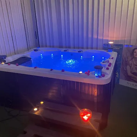 Semesterbostad Houdarling Chalet En Option Hammam Sauna Jacuzzi Privatif